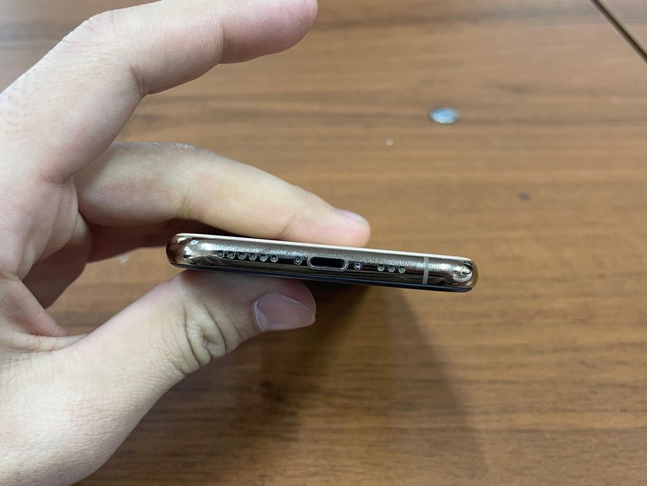iPhone XS 64гб ориг