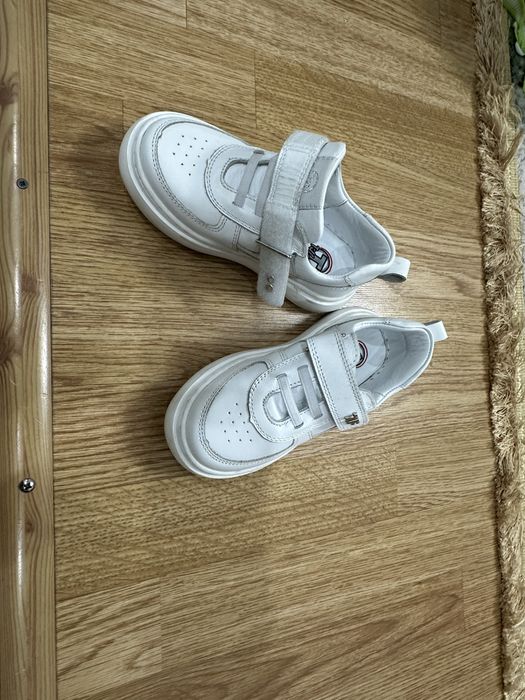 Кроссовки Тифлани