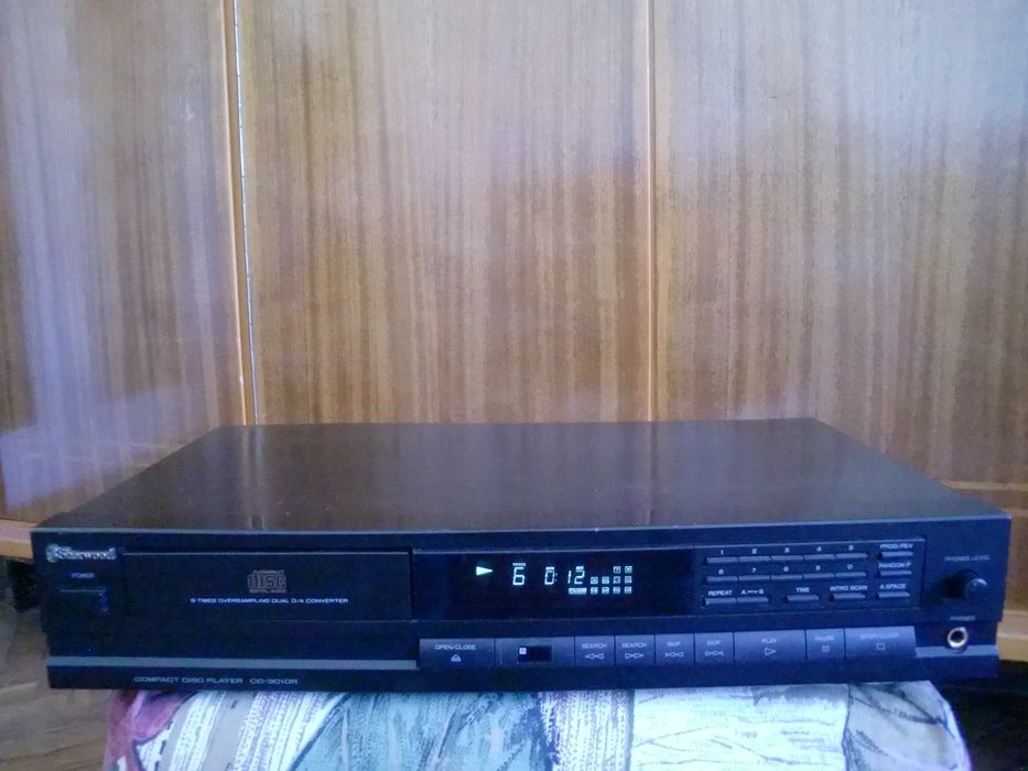 Cd player Sherwood CD-3010R-с нова оптика