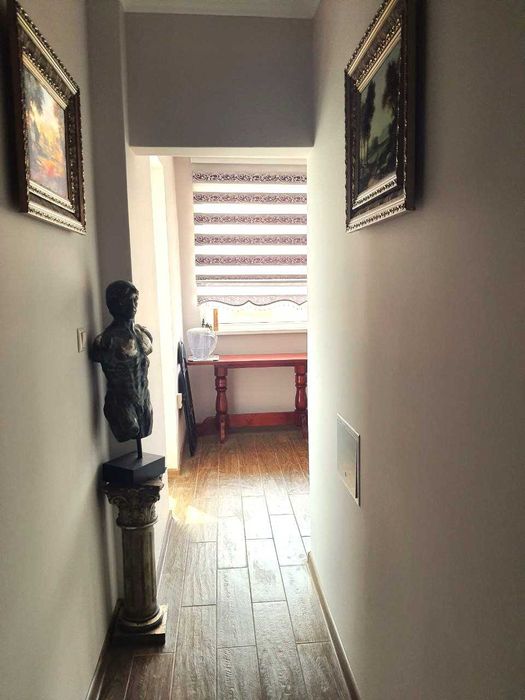 Продава се Двустаен апартамент в София, Разсадника - 69 кв.м за 2551 €/кв.м - Снимка #12