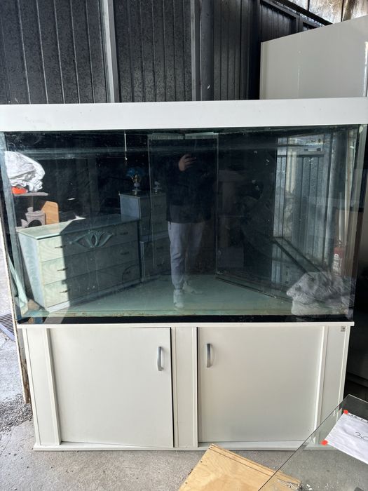 Acvariu pe colt 600l