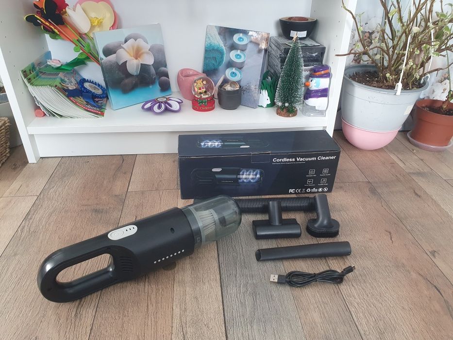 Aspirator portabil puternic