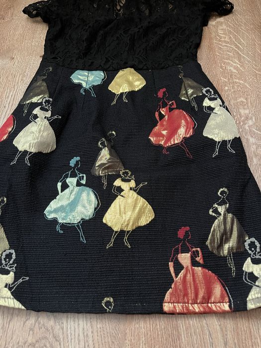 Рокля за повод