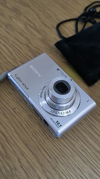 Дигитален фотоапарат Sony DSC-W330 14.1 мегапиксела