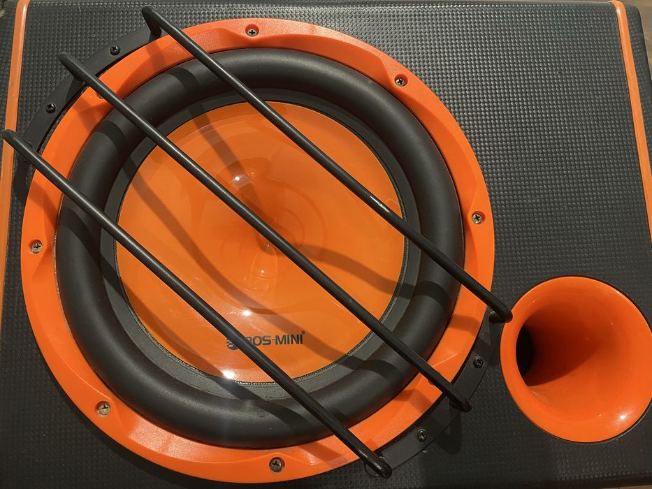 Продам сабвуфер BOS-MINI K-120