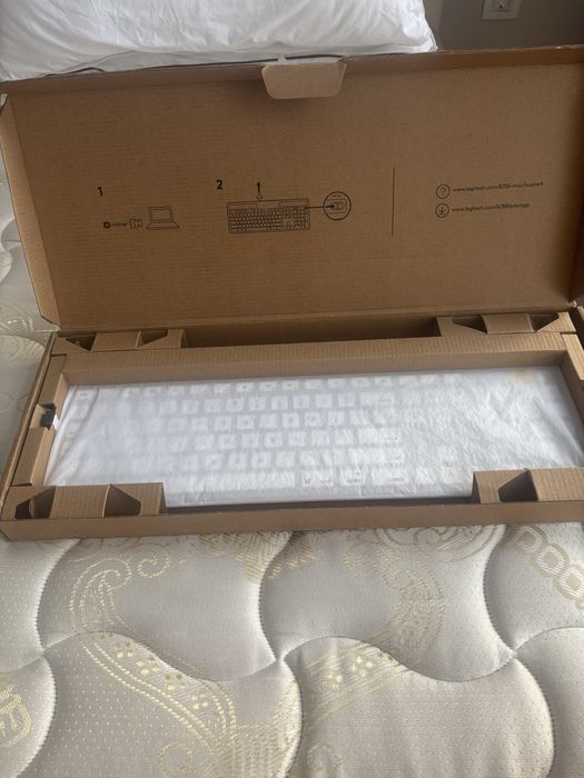 Клавиатура Logitech Wireless Solar Keyboard K750