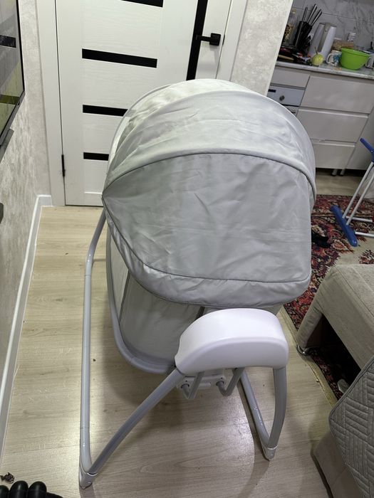 Продам электрическую люльку