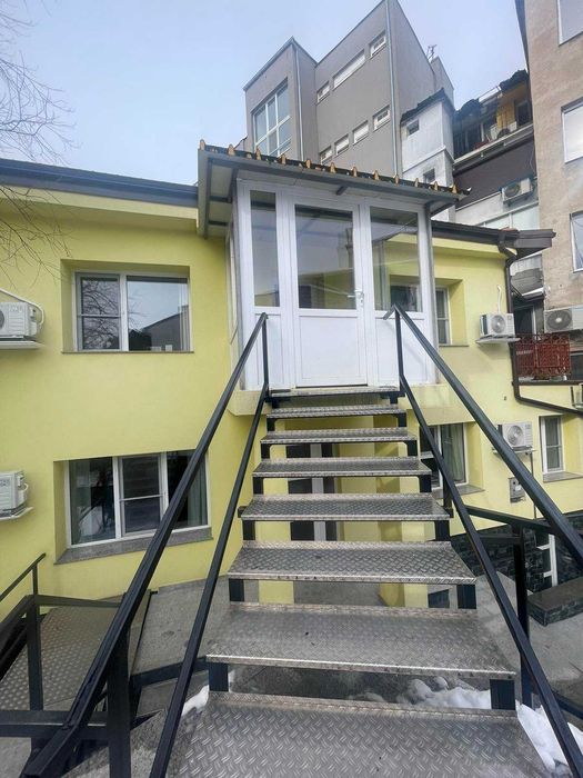 ТОП ЦЕНТЪР РУСЕ! Луксозен 1-спален апартамент – ПЕШЕХОДНА ЗОНА