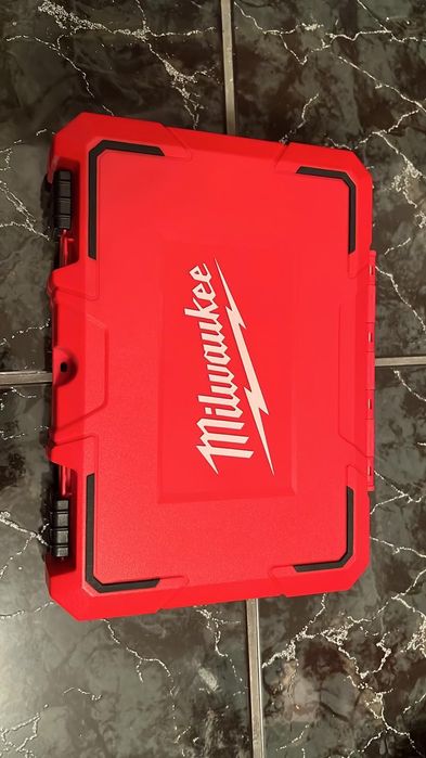 Bacuri Presa hidraulica pentru cabluri Milwaukee