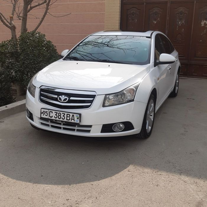 Lasetti kruze tozza moshina