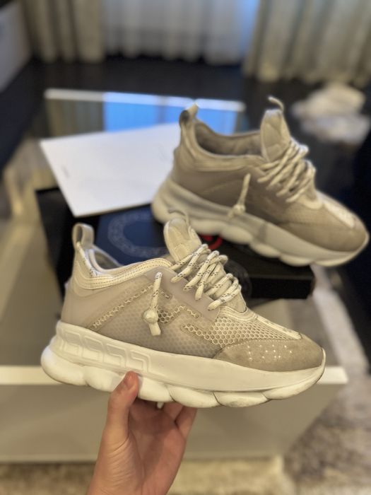 versace chain reaction