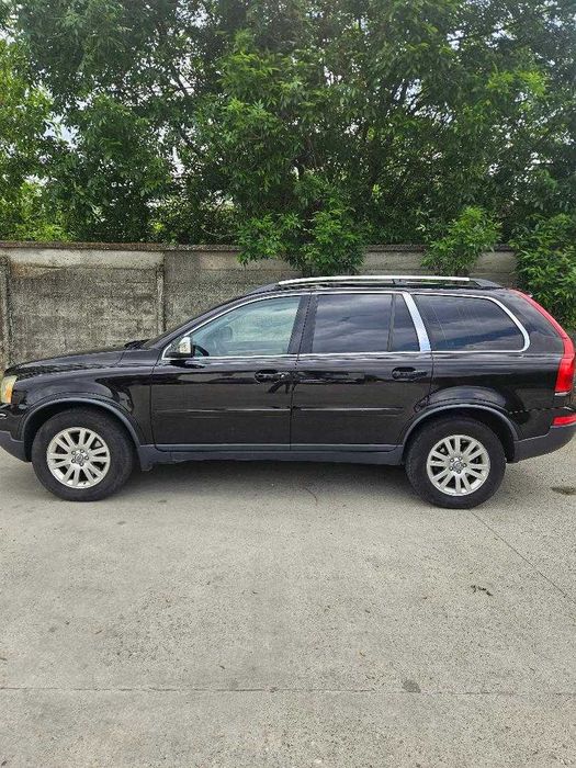Volvo XC90 D5 4x4 2.4 Diesel 200 Cp