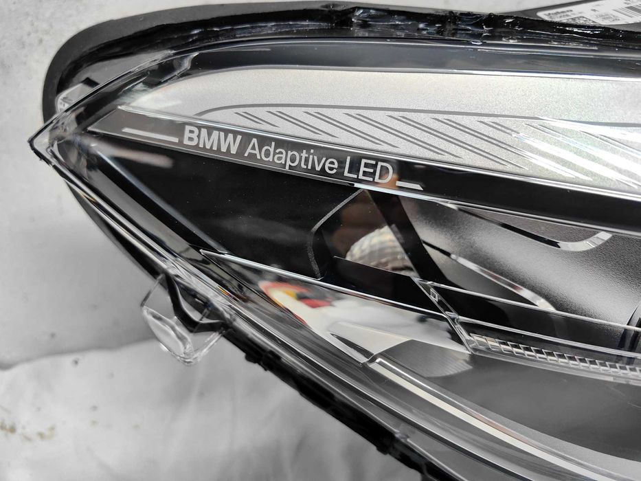 Оригинален фар БМВ 2 Ф22  BMW 2 F22 Feis Adaptive Led