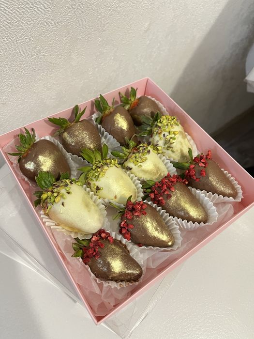 КЛУБНИКА в шоколаде