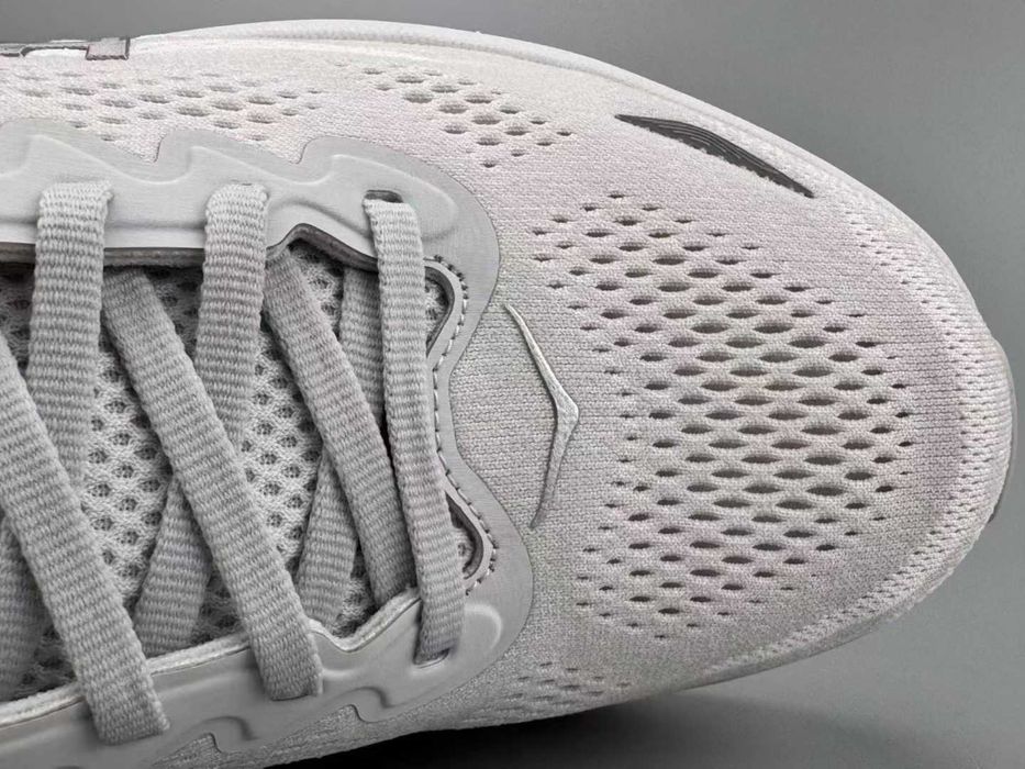 Нови дамски маратонки Hoka Bondi 9 cosmic grey / white