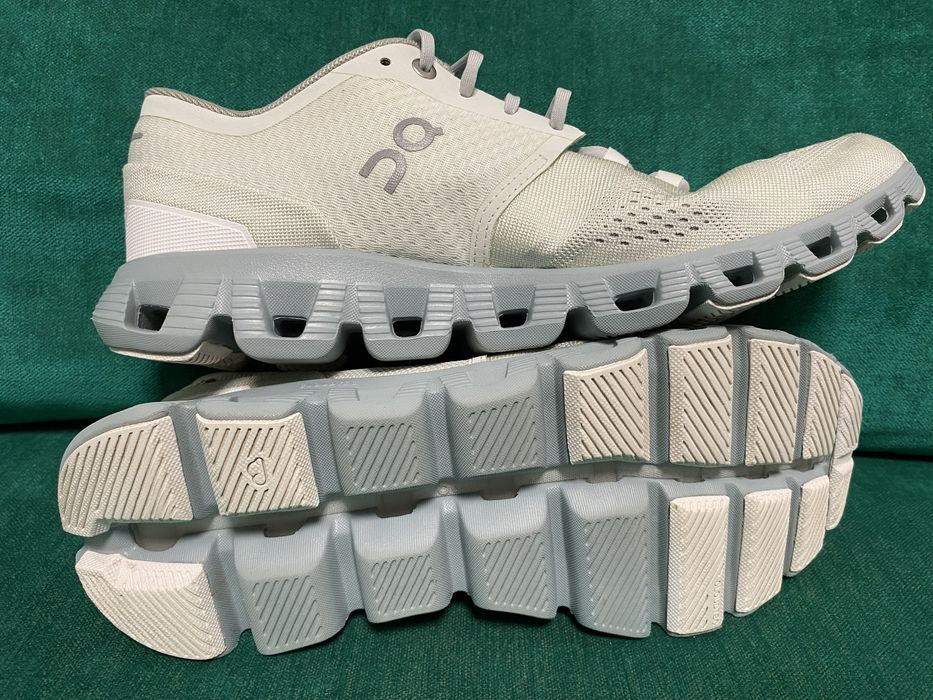 Pantofi sport On Running Cloud X 2 marimea 42