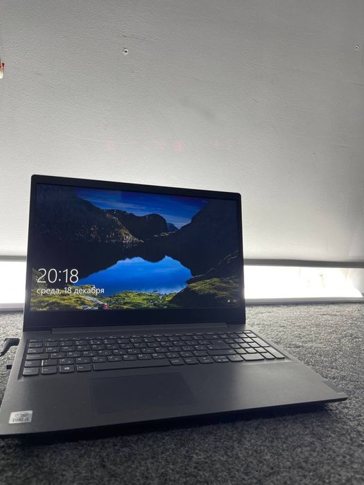 Ноутбук Lenovo