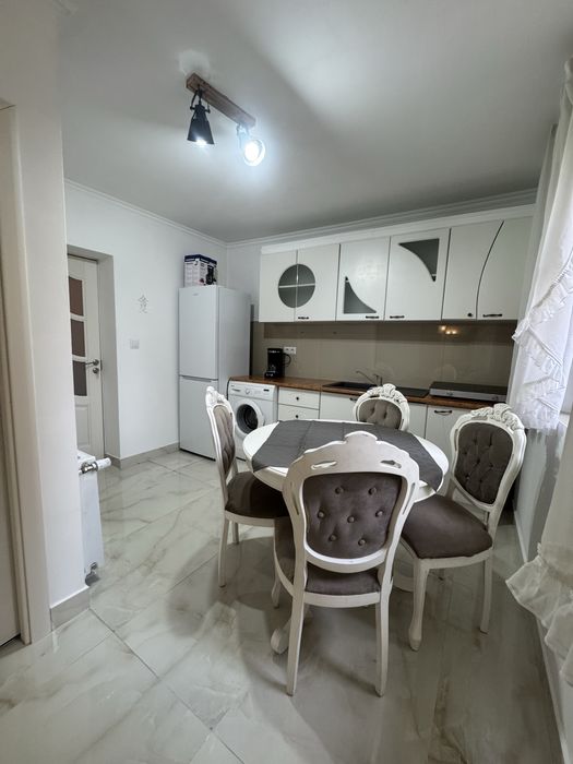 Apartament 3 camere in regim hotelier zona pietonal