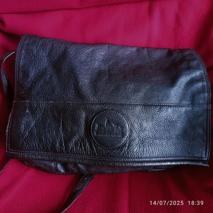 Чанти от естествена кожа