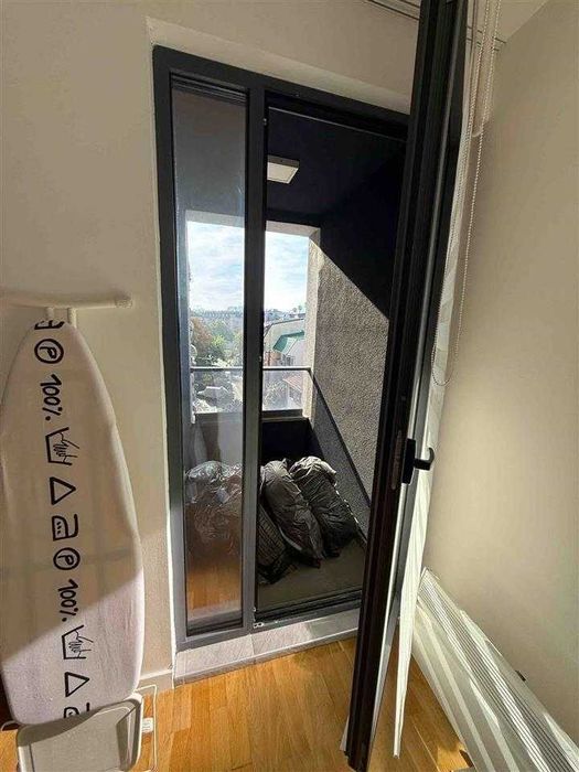 Дава се под наем Тристаен апартамент в Бургас, Славейков - 68 кв.м за 255 € - Снимка #2