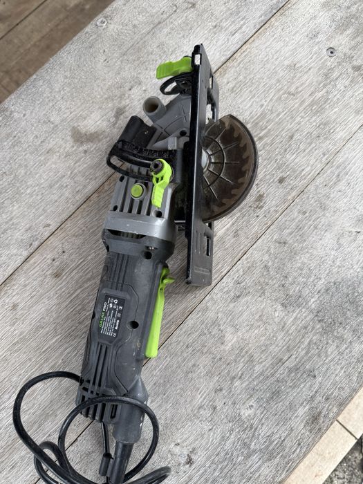 Мини циркулярен трион GALAX PRO 480w