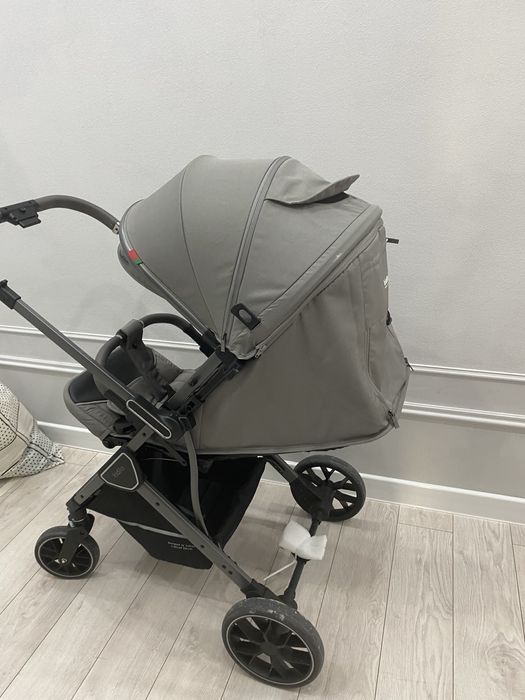 Детская коляска прогулочная