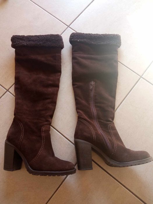 Ботуши от естествен велур