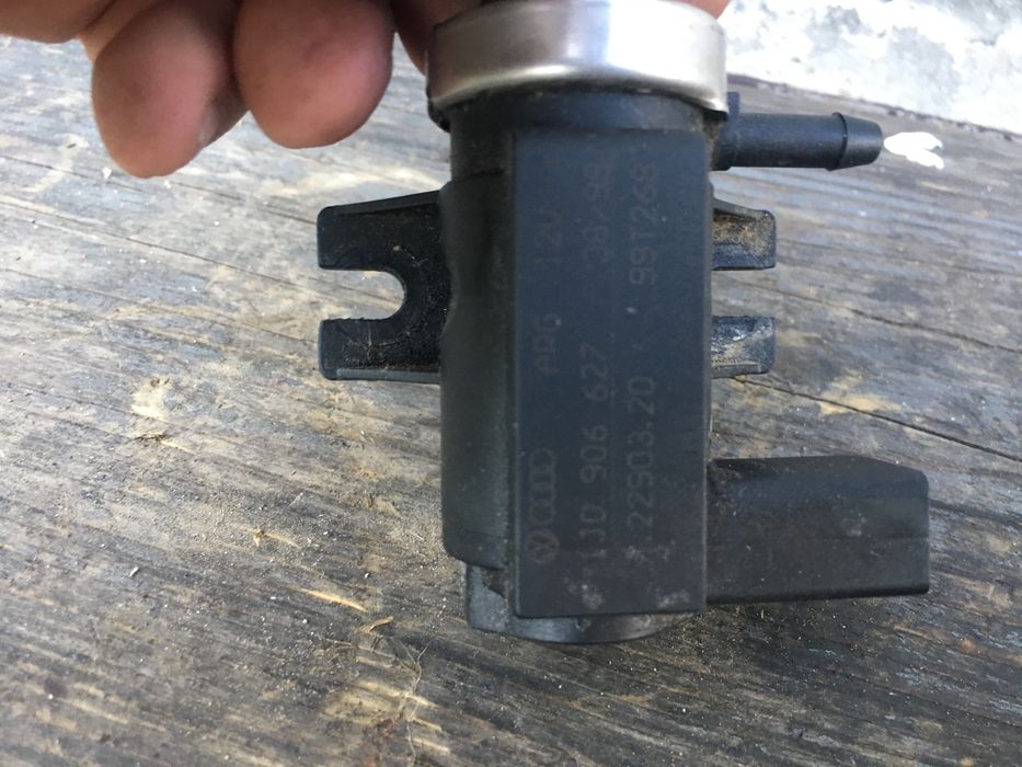 Supapa Electrovalva Vacuum Vw Golf4 Bora Passat Audi 1.9 TDi 1J0906627