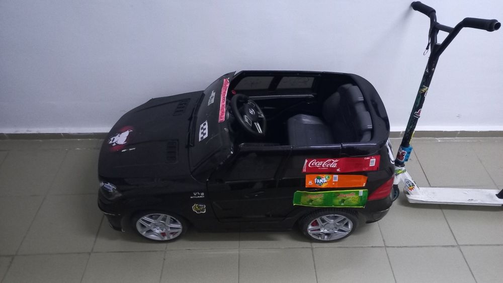 Продам детскую машину