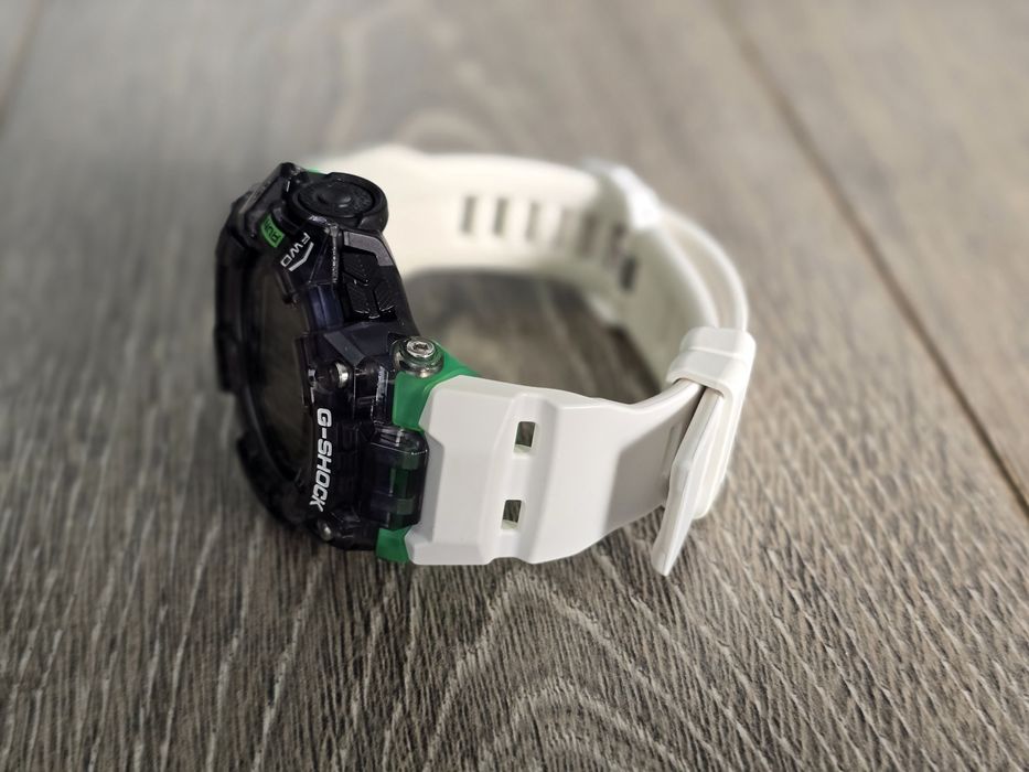 Casio G-shock G-SQUAD ,smart watch,impecabil