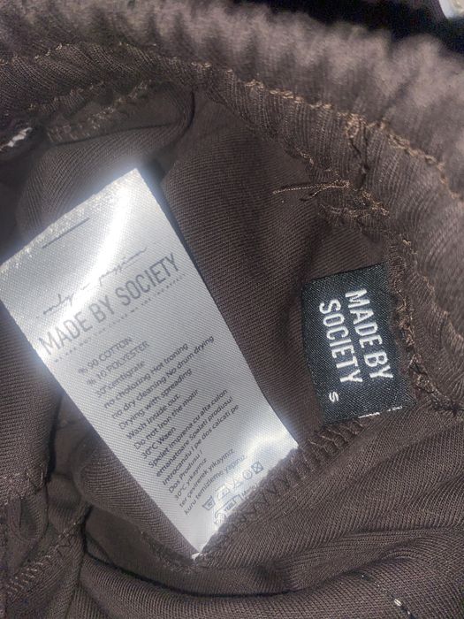 Compleu Made By Society