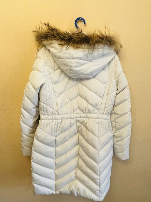 Белый пуховик U.S.Polo Assn., наполнитель пух-перо