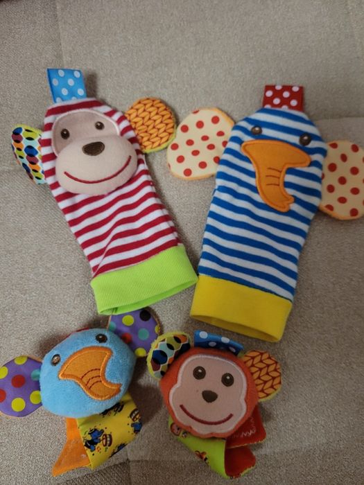 Продам детские вещи