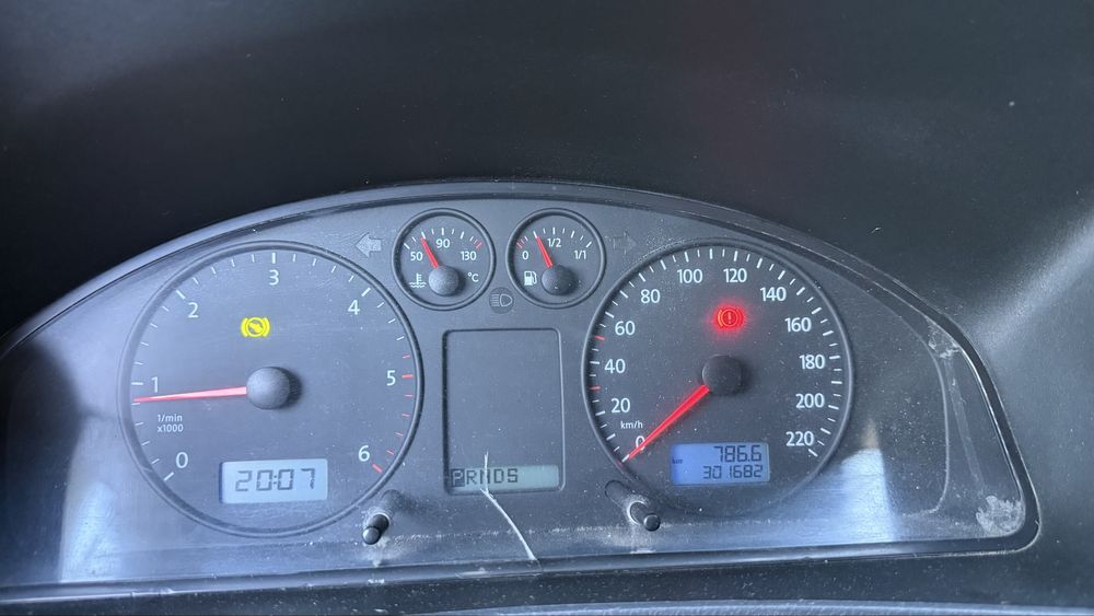 VOLKSWAGEN Transporter 2005