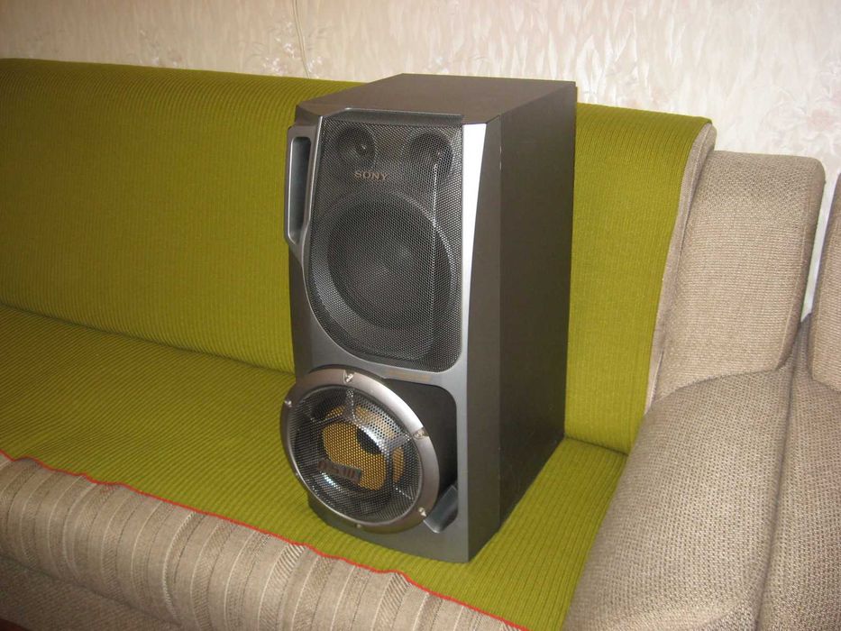 Колонки SONY SS - DR8AV  , мощнее  чем S - 90 !