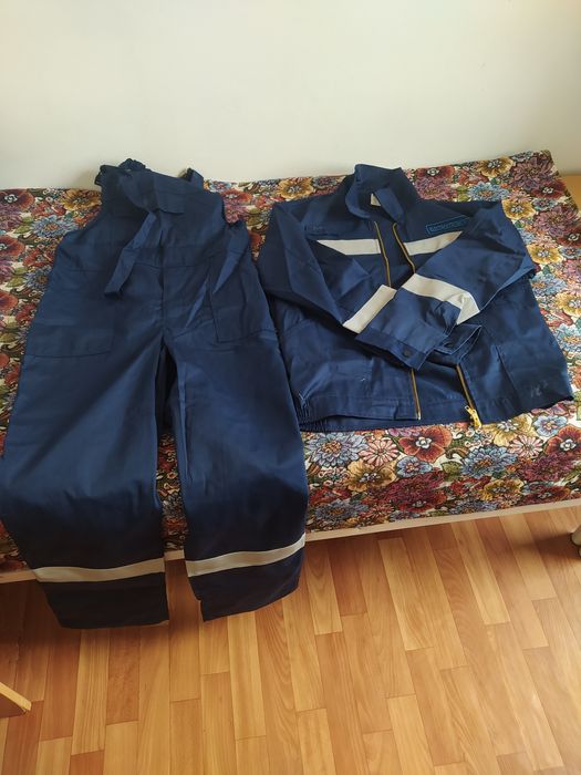 Продам спец одежду