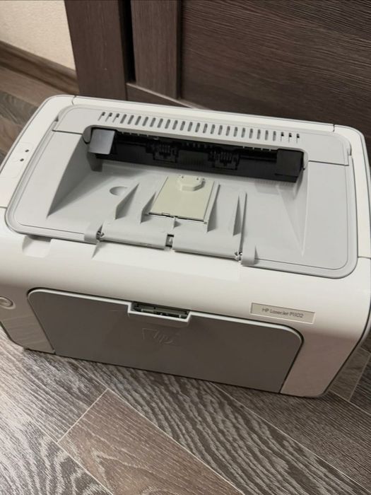 Продам принтер  Hp 1102