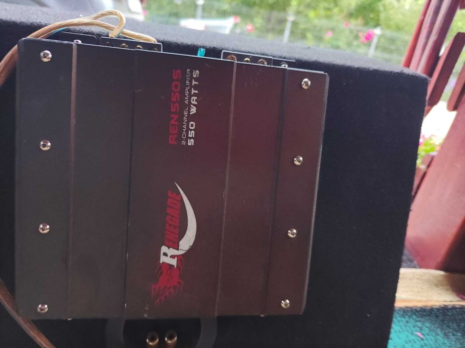 Vând sowboofer auto