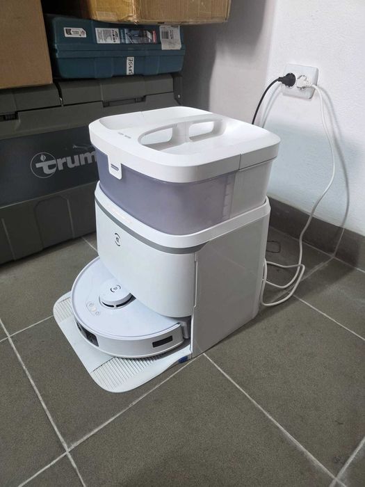 Aspirator robot Ecovacs DEEBOT T30 Pro OMNI, 11000Pa, 5200mAh, Capacitate colectare 3.4L