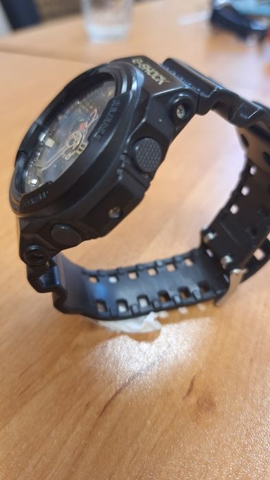 Часовник Casio-G- shock protection
