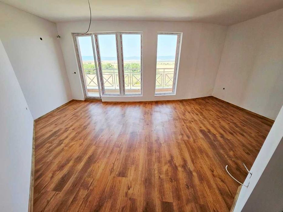 Продава се Едностаен апартамент в к.к. Слънчев бряг - 49 кв.м за 878 €/кв.м - Снимка #3