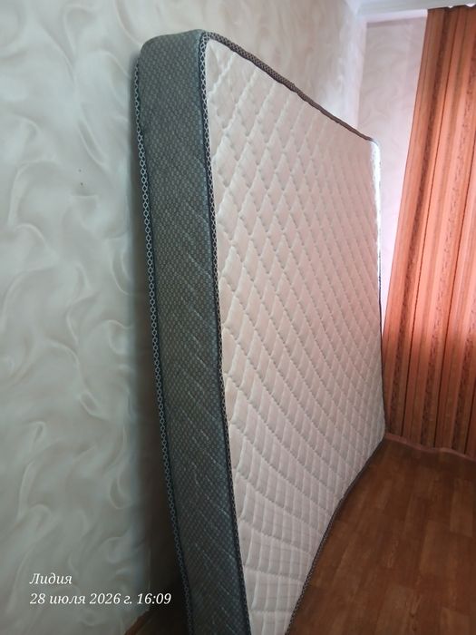 Продам матрас б/у