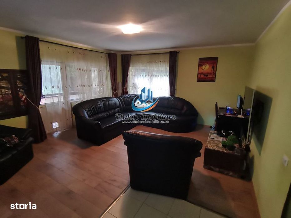 Apartament 4 camere 120 mp utili + boxa 12 mp Calea Romanului - Bloc