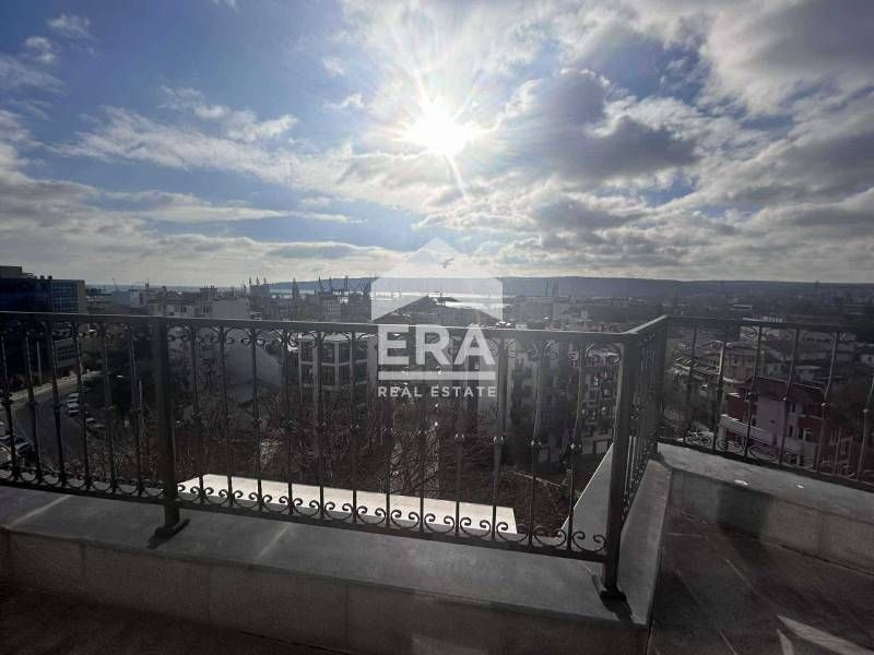 Продава се Тристаен апартамент в Варна, ЖП Гара - 149 кв.м за 1651 €/кв.м - Снимка #6