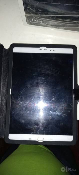 Планшет Samsung Galaxy Tab A в хорошем состоянии