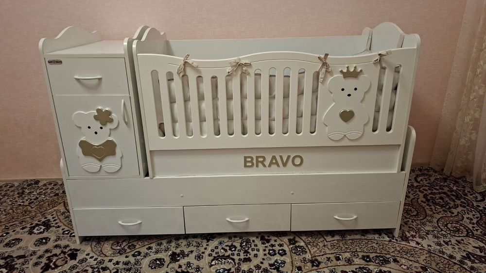 Yoshbolalar kiravadi xamma narsasi bilan