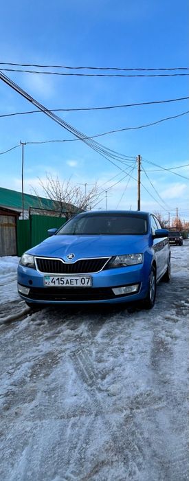 Продам skoda rapid