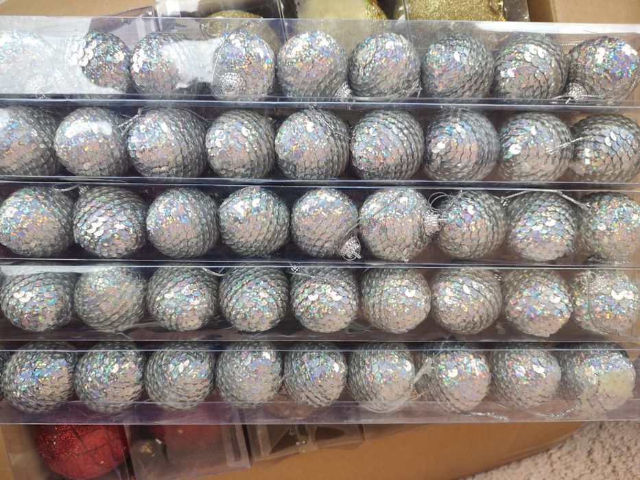 Играчки за елха, Коледна украса