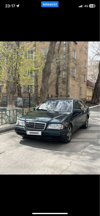 Продам машину мерседес