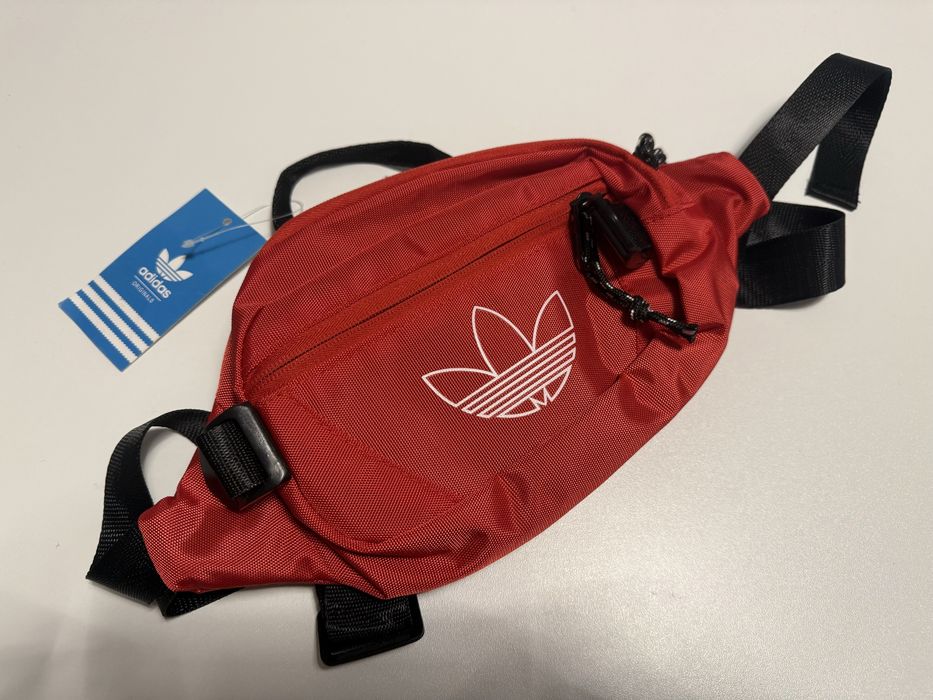 Чантичка Adidas